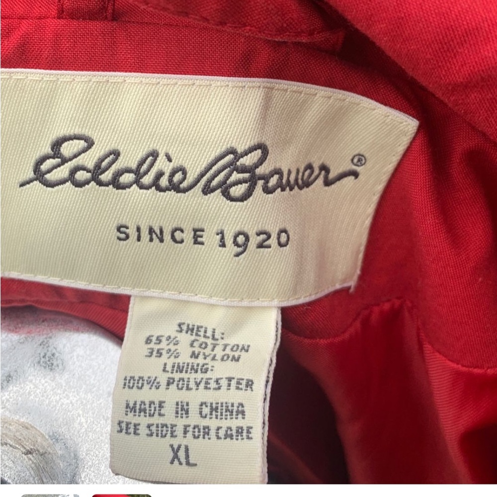 Red jacket - Picture 2 of 2